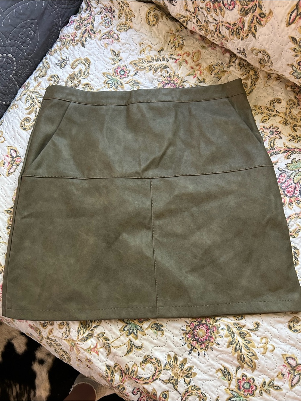 Shinestar Olive Faux Leather Mini Skirt